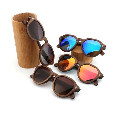 China Fashion Sunglasses SOPEWOD Hot Sale Style Custom OEM Walnut Black Sandal Wood Retro Polarized Wooden Sunglasses for sale