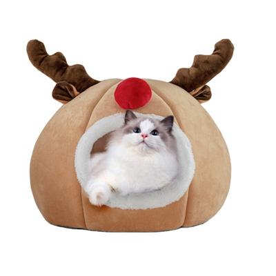 China Reindeer Autumn Winter Warm Cat Litter Sponge Pet Litter Christmas Three-dimensional CreativeTent Handwork for sale