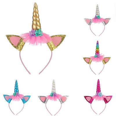 China 2020 Hot Cute Christmas Decorating Supplies Cake Decoration Christmas Party Plastic Unicorn For Girls for sale