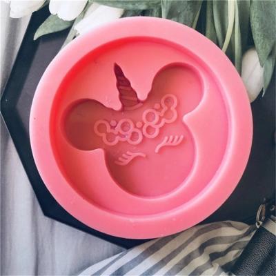 China Diy Viable Shiny Resin Free Sample Animal Unicorn Head Phone Grip Mold Silicone Badge Reel Mold for sale