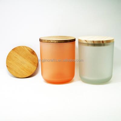 China Home Decoration Wholesale Hot Sale Frosted Color Candle Jar 8oz 9oz 10oz Glass Candle Holder With Wooden Lid for sale