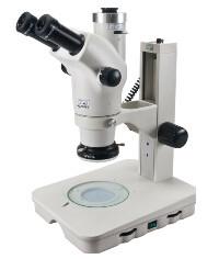 Chine Microscope stéréo NCS-N6800 de champ de 1:8.3 de rapport de bourdonnement du bourdonnement WF10X/Φ23 large supplémentaire d'oculaire à vendre