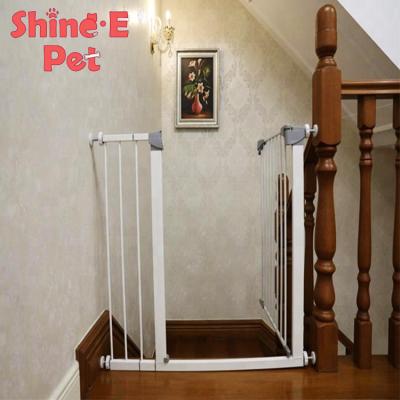 China Viable Cheap Price Adjustable Metal Kids Baby Safety Pet Safety Gate Gate for sale