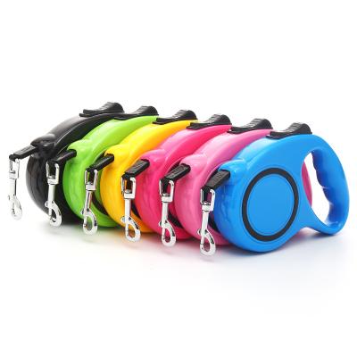 China Sustainable Automatic Design Strong Nylon Dog Retractable Leash Suitable For Dogs for sale