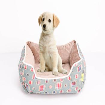 China Cartoon Character Sustainable Luxury Pet Bed for sale