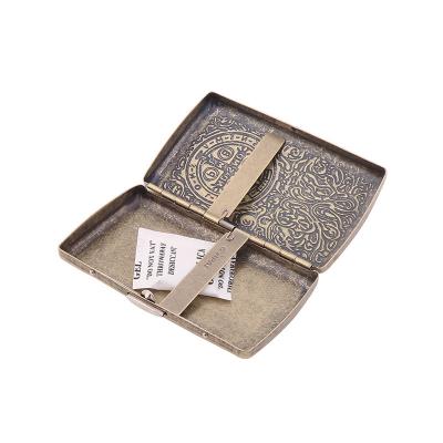 China Wholesale Retro Bronze Portable Men's Cigarette Box 2021 New Retro Cover Metal Flip Fashion Style for sale