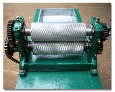 China Bset quality beekeeping comb foundation roller mill manual beeswax foundation machine for sale