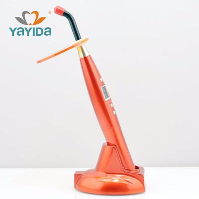 China Dental Plastic Portable Colorful Plastic LED Curing Light Radio Dental Lamp With 5W High Power Resin Composite Machine for sale