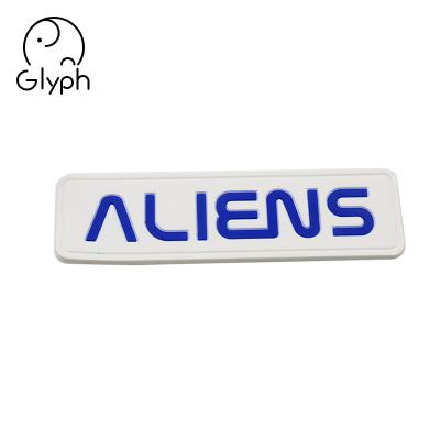 China Viable Transparent Rubber Label Brand Clothing Label Silicon Heat Transfer Luggage Bag Bag Sewing Tags for sale