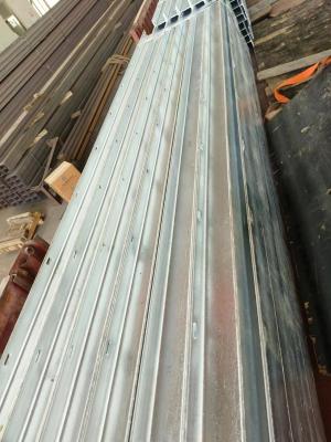 China Weather Resistant metal Galvanized I Beam Retaining Wall Sleeper Posts for sale