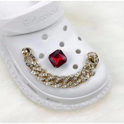 China Luxury Croc Chains Charms Designer Chain DIY Vintage Shoe Charms For Metal Rhinestone Clogs Shoes Chains Elegant Women Shoes Decoration for sale