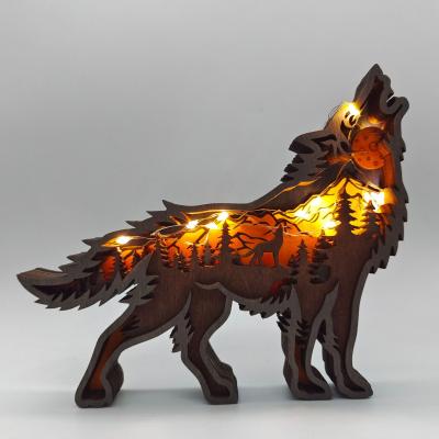 China USA 3D Wood Carved Animal Wolf Totem Wood Crafts Home Decoration for sale