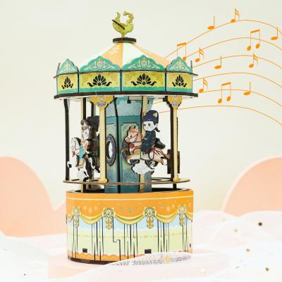 China Hand Crank Music Box Special Hot Selling Custom Exquisite Paper Music Box for sale