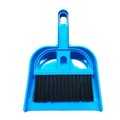 China With knockout hole for easily storage HQ0444 mini small plastic table dustpan and brush for keyboard cleaning with witch-hole for sale