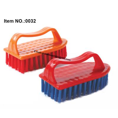 China HQ0032 UAE Sustainable Market Plastic Cheapest Washing Clothes Brush Long Bristle Scrub Brush for sale