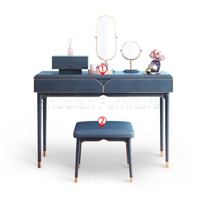 China The foldable solid wood dressing table with storage comes with a large and small makeup mirror for sale