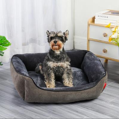 China Single Stocked Flannel Square Pet Nest Soft and Comfortable Deep Sleep Cat Bed Dog Bed Pet Supplies Wholesale for sale