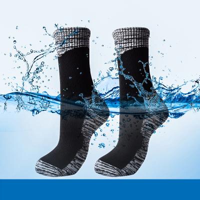 China PH-503 Breathable Fashion Unisex Custom Logo Crew Class Waterproof Breathable Socks Water Proof Socks For Hike In Water for sale