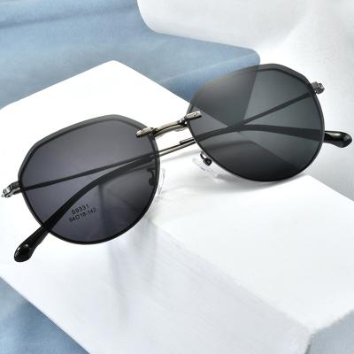 China Trendy Fashion Sunglasses Quality Cat 3.0 UV400 Polarized Detachable Metal Pilot Frame Sunglasses for sale