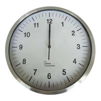 China Simple Modern Aluminum Round RCC Radio Radio Controlled Wall Clock for sale