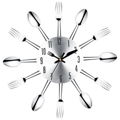 China Antique Style Stainless Steel Knife and Fork Spoon Kitchen Restaurant Wall Clock for sale