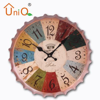 China Vintage European 14 Inch European Vintage Beer Bottle Cap Decoration Metal Wall Clock for sale