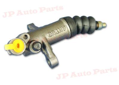 China ISUZU Dmax parts Clutch Slave Cylinder For TFR  TFS  UCR  UCS 8-94389194-0 for sale