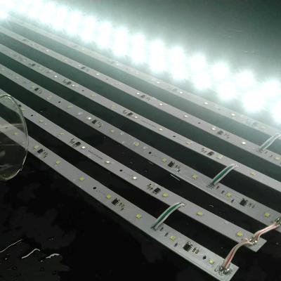 China 12V/DC Programmable LED Lattice Ladder Light Strip Set for SEG Fabric Lightbox Strip for sale