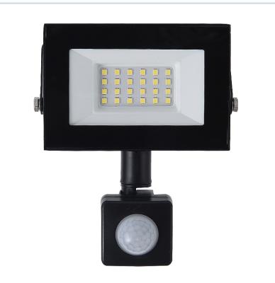 China Hotel 70w Gisun Easy Installation PIR Sensor Outdoor Stadium Tennis Court LED Smart Flood Light for sale