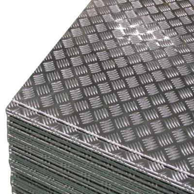 China 6061 Alloy Aluminum Sheet Embossed 3003 1050 1060 Silver 0.8mm 2mm For Decoration for sale