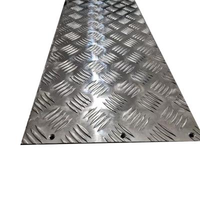 China 3003 Embossed Aluminum Sheet Sustainable 6061 Sheet 7075 Checkered Plate for sale