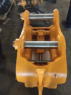 China 1000mm Schrittweite-Neigungs-Rotator-schnelles Problem für Bagger Breakers zu verkaufen