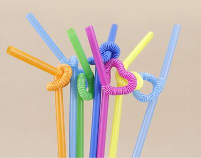 China Plastic Art Disposable Wholesale Disposable Straw Colorful Drinking Straw for sale