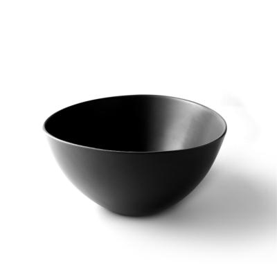 China Factory wholesale black stocked triangle porcelain material serving ceramic noodle soup salad bowl for restaurant catering for sale