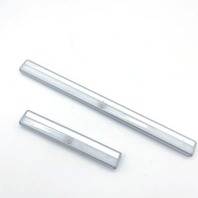 China PIR 600mm Rechargeable Battery Modern Auto On/Off PIR Sensor Light Sensor LED Wardrobe Light for sale