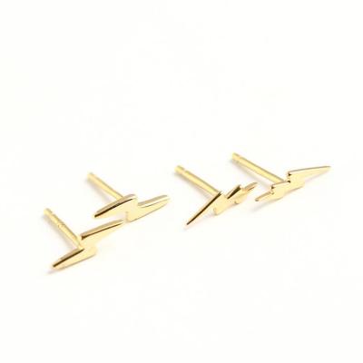 China Cute Trends Jewelry 925 Sterling Silver Women Stud Earrings Gold Small Lightning Bolt Earrings for sale