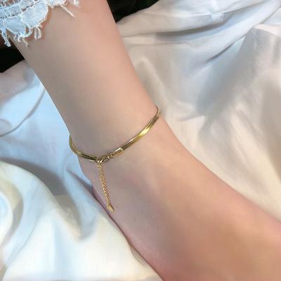 China CLASSIC Fashion Jewelry Vendors Beach Anklets Bracelet High End 18k Gold Plated Stacking Snake Herringbone Anklet for sale