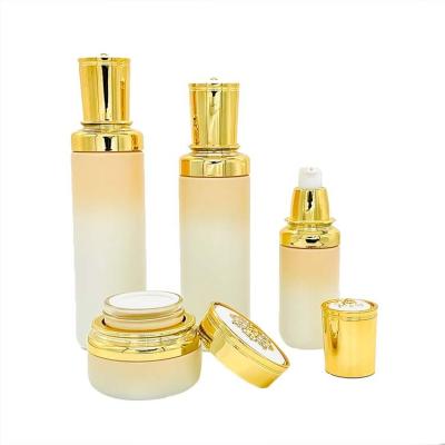 China High Quality Skincare / Health Care Custom Color Glass Cosmetic Packaging Bottle Set Cosmetic Packaging Jar for sale