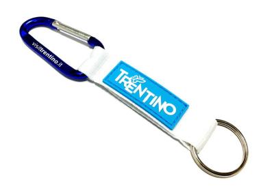 Chine Logo en caoutchouc de couture de PVC de lanière blanche Carabiner fait sur commande Keychain pour la marque simple à vendre