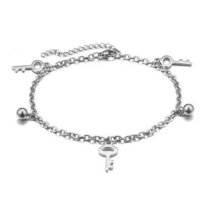 China 2019 hot sale fashionable wholesale cheap personalized silver key chain charm anklet bracelet for sale