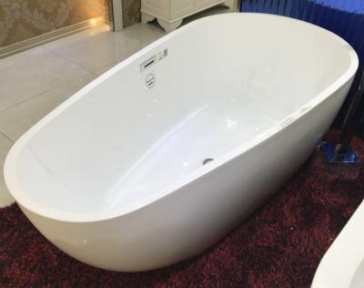 China Freestanding Modern Acrylic Bathtub Freestanding Fashion Design Fashion Indoor Soaking Bathtub for sale