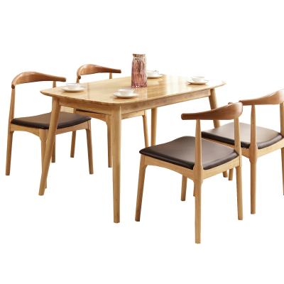 China Durable Solid Wood 5-Piece Set Dining Table Set With 4 Chairs Modern Rustic Dining Table Set With 4 Fantastic Dining Chairs for sale