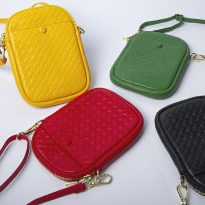 China - Fashionable Body Bag Women Leather Cell Phone Cross - Cross Body Bag Woven Soft Genuine Leather Mini Shoulder Bag for sale