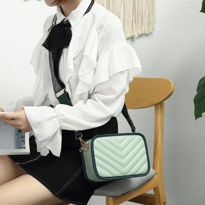 China High Quality With Color 2021 Cheap Ladies Small Macarons Cross - Price Square Camera Shape Shoulder Bag Wave Microfiber Body Bag for sale