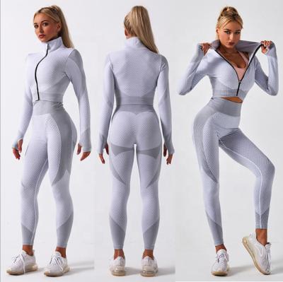 China Conjuntos Deportivos Gray Seamless Sports Yoga Three-Piece Breathable Suit Equipments Women Zipper Jacket Sports Bra Yoga Pants for sale