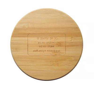 China Wholesale 5W 10W 15W Various Shape Wooden Wireless Charger Mobile Phone Bamboo Wireless Charger For Smart Phone for sale