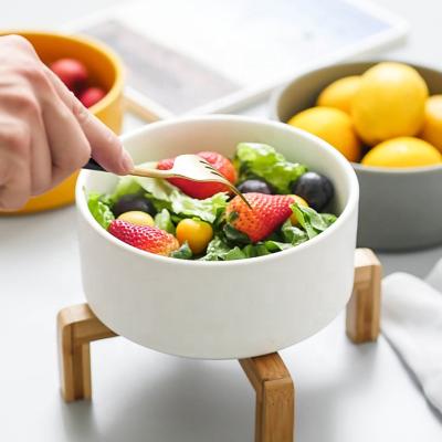 China 2021 Viable Hot Custom Modern Fruit Tapas Ceramic Snack Serving Style Salad Bowls With Wooden Shelf for sale