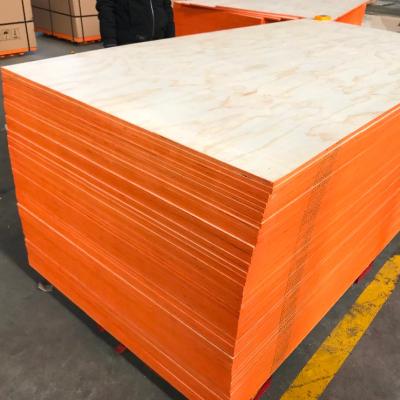 China 1220*2440/1830*915mm French Pine Faced Plywood Film Face Plywood Marine Plywood for sale