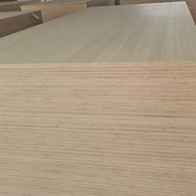 China Industrial Factory Price Customized Packing Standard Plywood Flooring 1220mm X 2440mm For Sale for sale