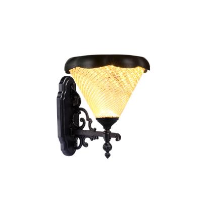 China Garden Outdoor IP65 Waterproof Solar Garden Lights Solar Garden Wall Lights Lawn Floor Lights Gate Post Lamp for sale